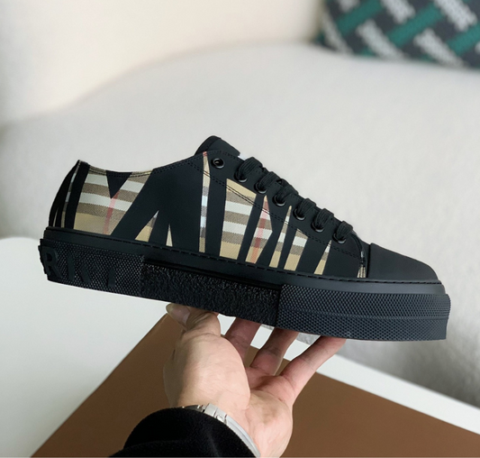 BURB BLK - 03